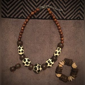 Vintage Encore Animal Print Brown Shades Wood Beads Necklace Bracelet & Earrings